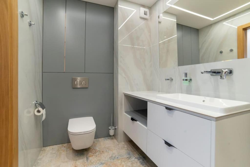 Apartament Koral - Kompozytorow Polskich 7 Люблин Екстериор снимка